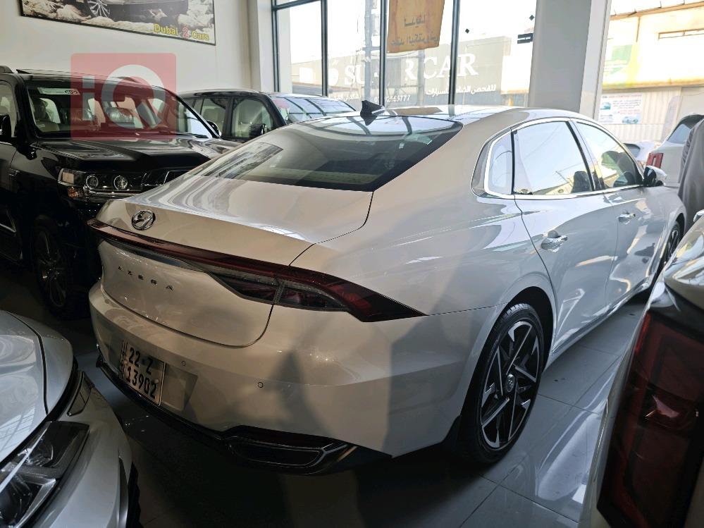 Hyundai Azera